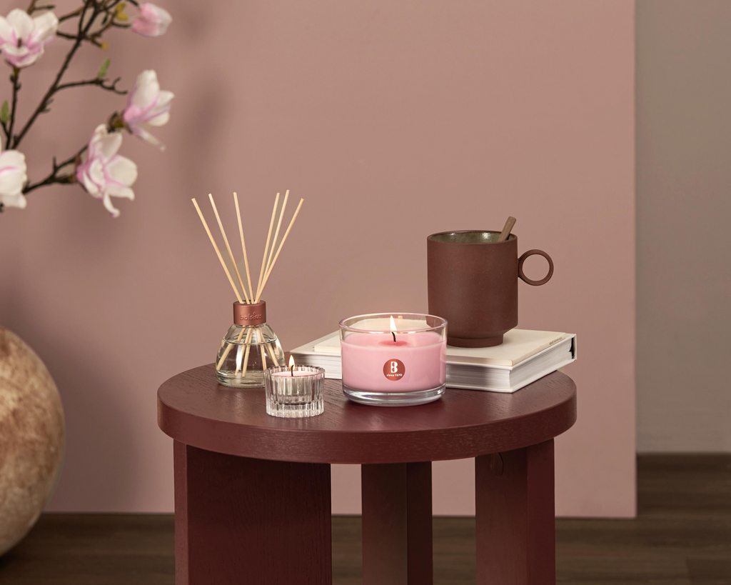 Bolsius - True Scents - 4 Geurkaarsen - Magnolia - Roze - Voordeelverpakking - Geur Kaars