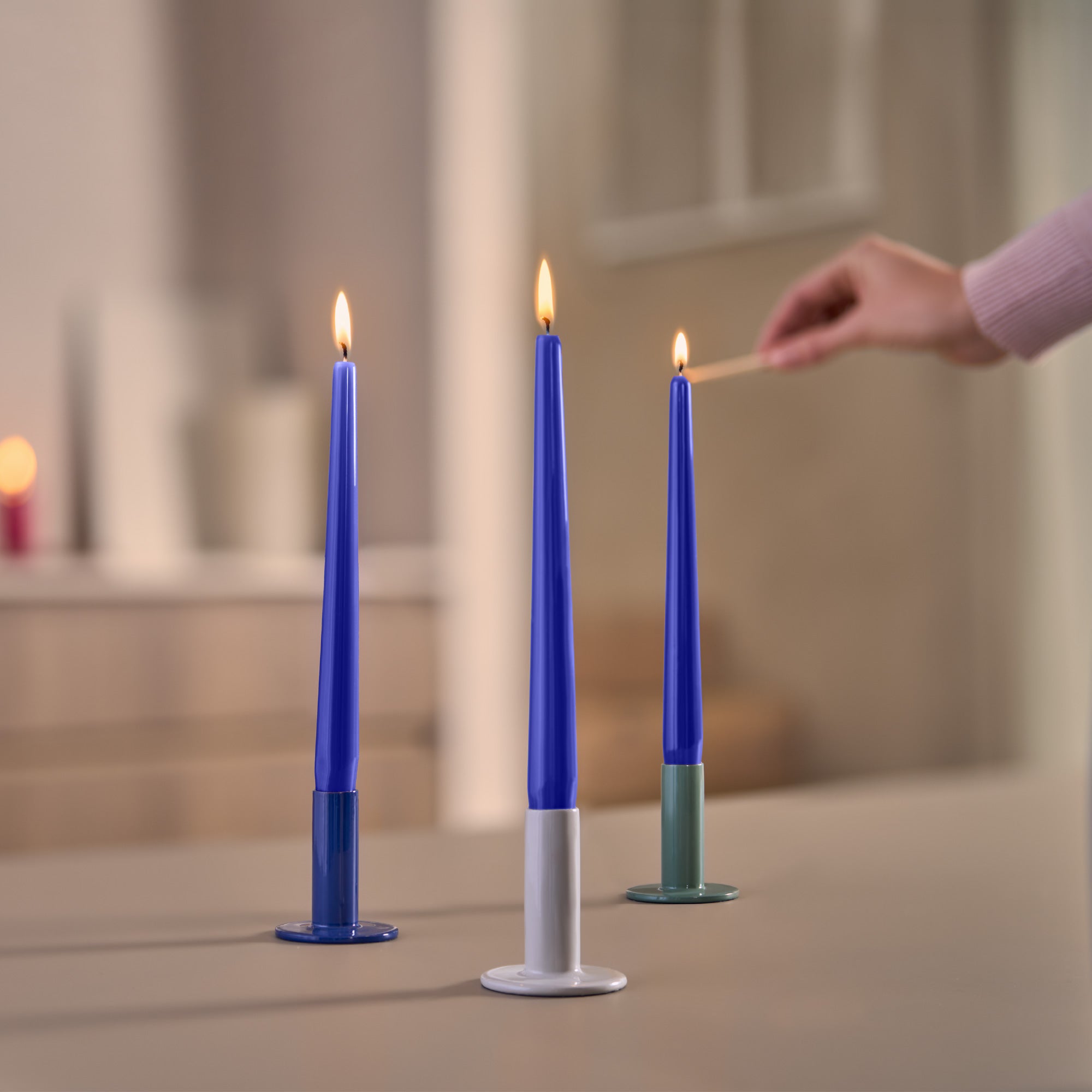 Bolsius - Glossy - Dinerkaarsen - 32 stuks - Blauw - 24,5 cm - 7 branduren