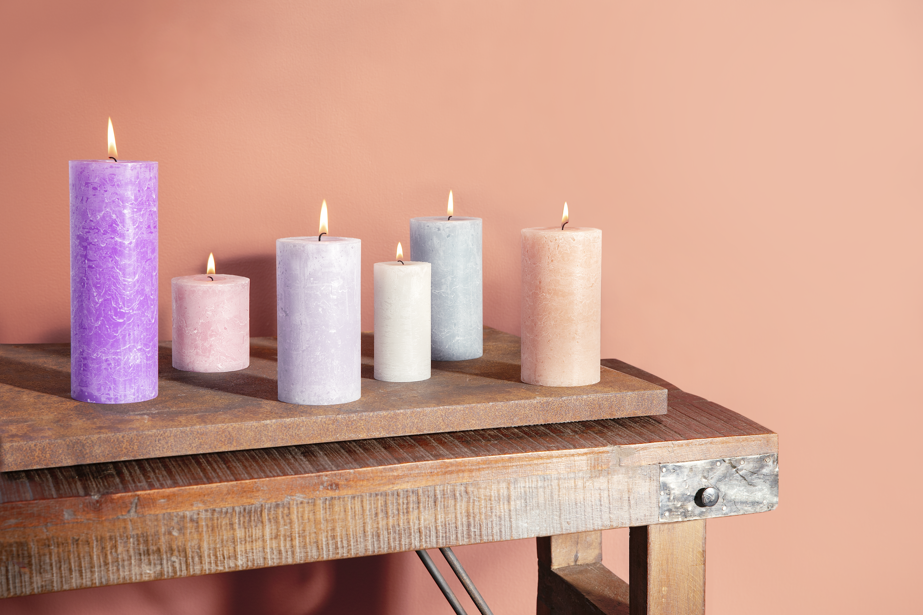 Bolsius - Rustieke Kaars - 4 Stuks - Paars Violet - 13cm